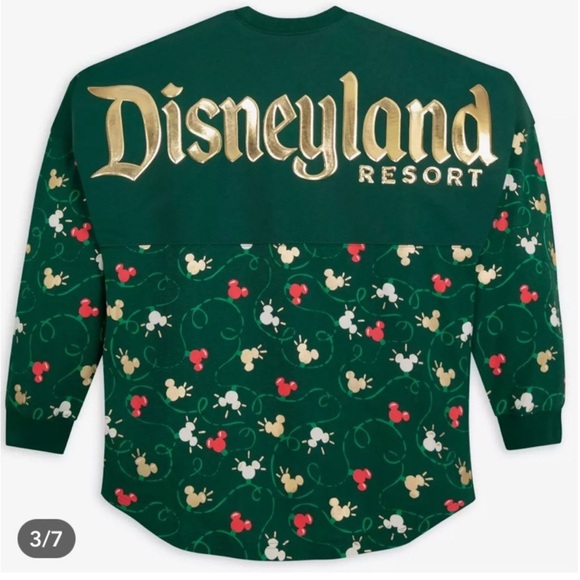 2024 DISNEYLAND CHRISTMAS SPIRIT JERSEY SIZE LARGE UNISEX NAVIDAD MICKEY GREEN - Picture 1 of 14